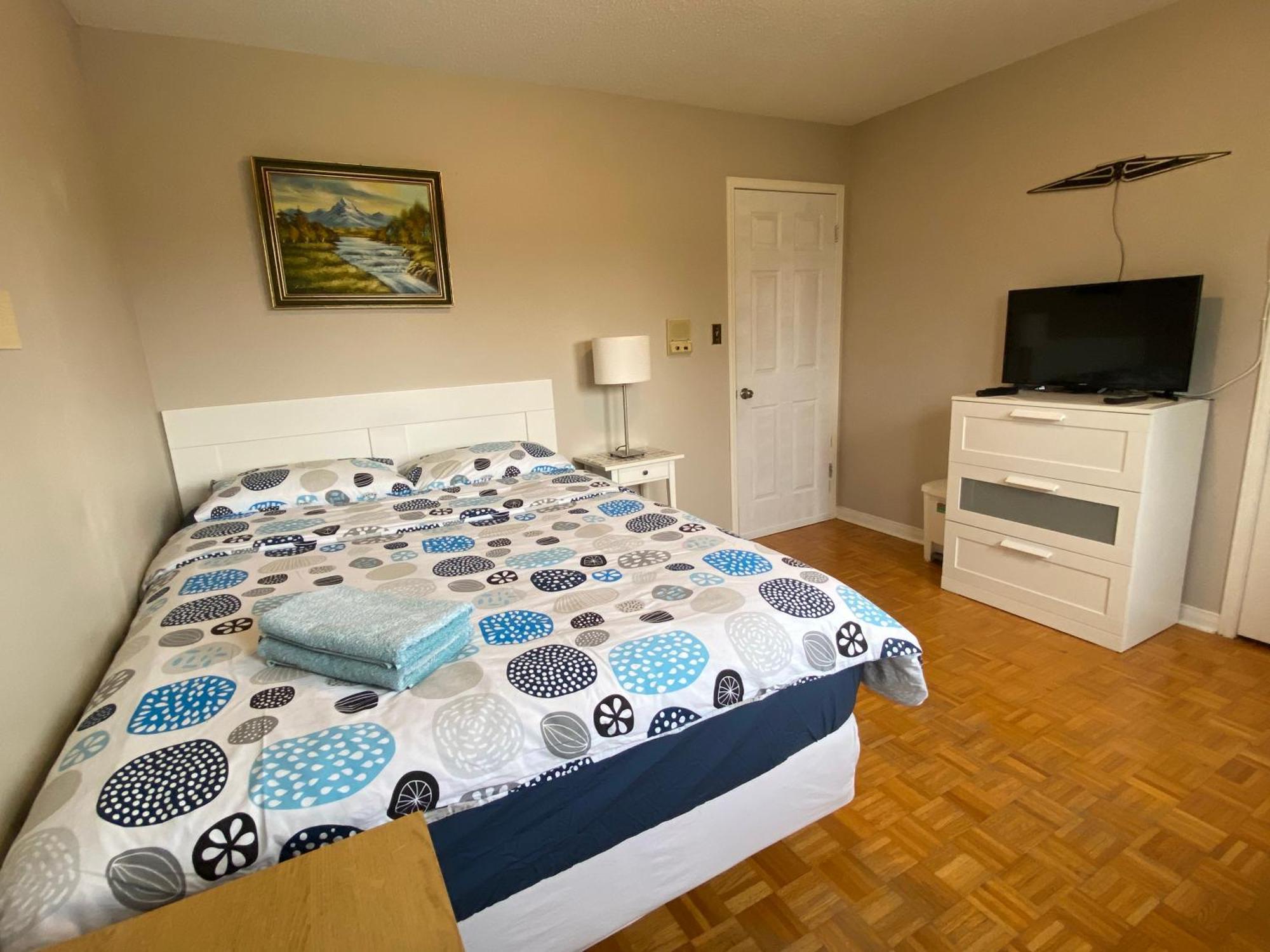Comfort Rooms Near Toronto Airport Миссиссага Номер фото